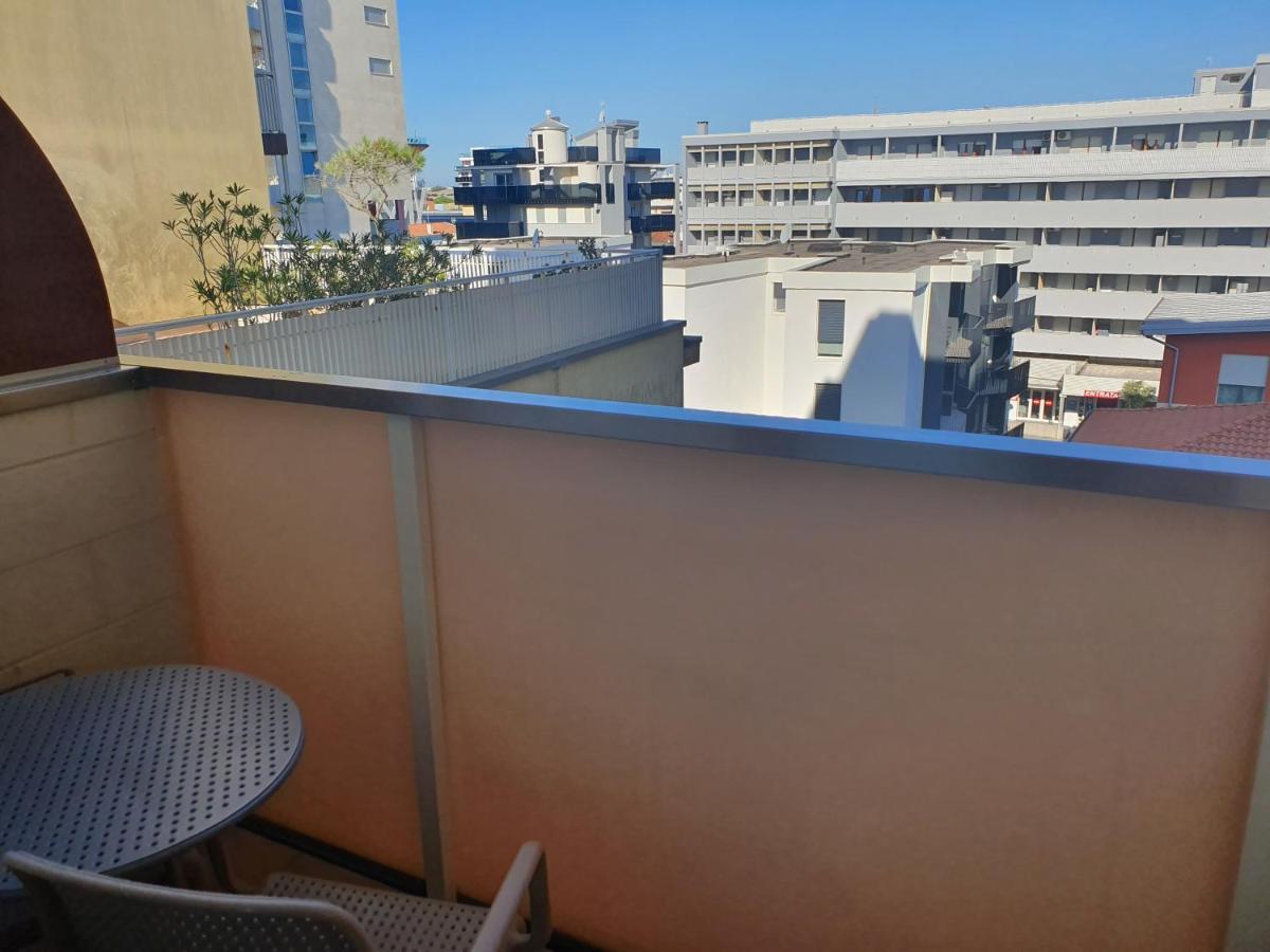 Hotel Europa Lignano Sabbiadoro Ngoại thất bức ảnh
