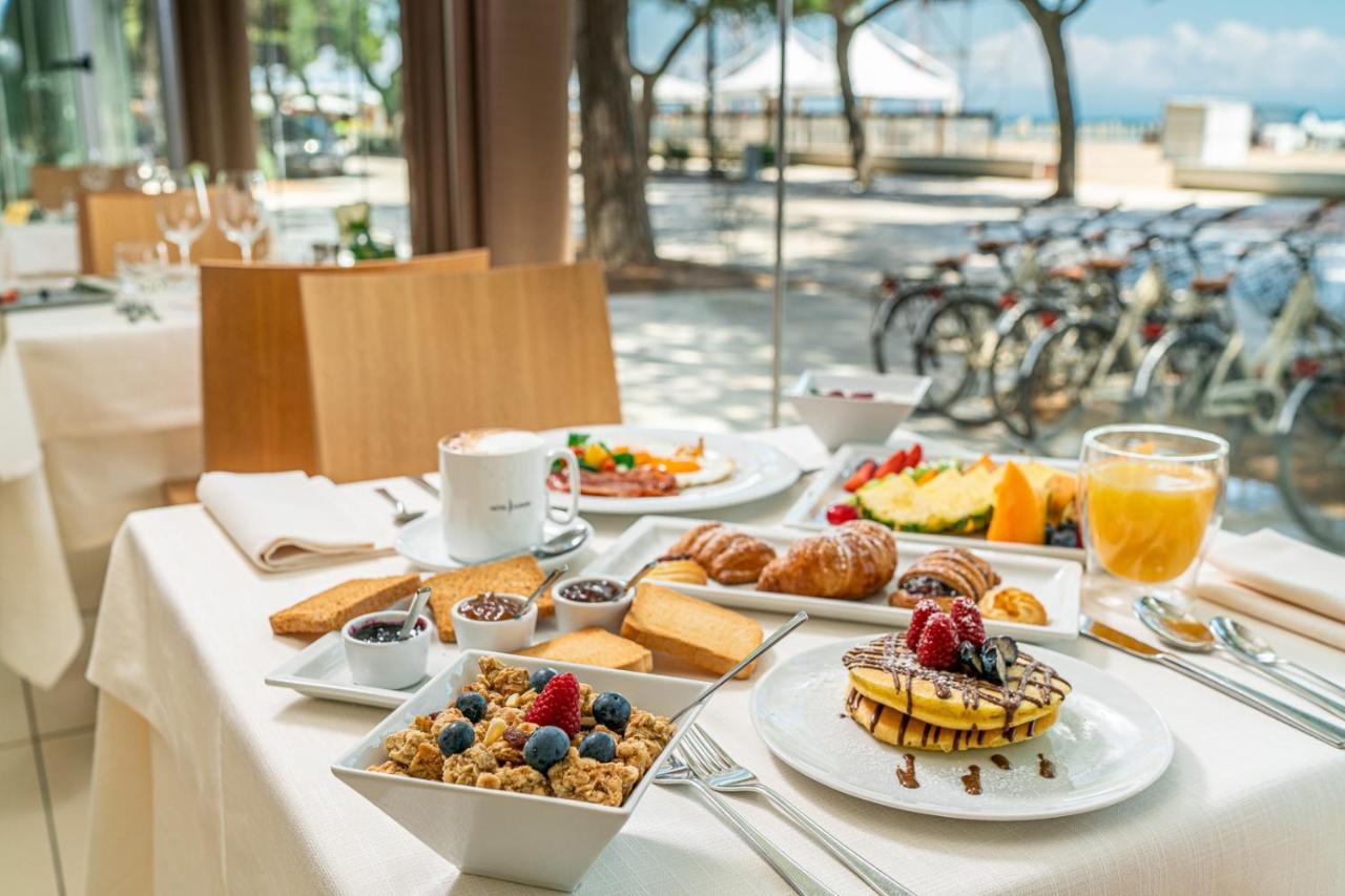 Hotel Europa Lignano Sabbiadoro Ngoại thất bức ảnh